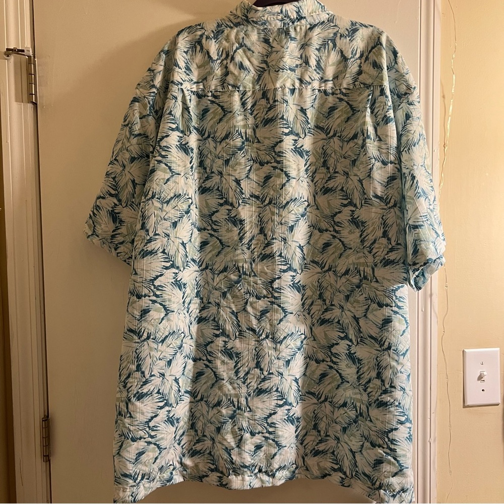 Van Heusen Button Down - image 2